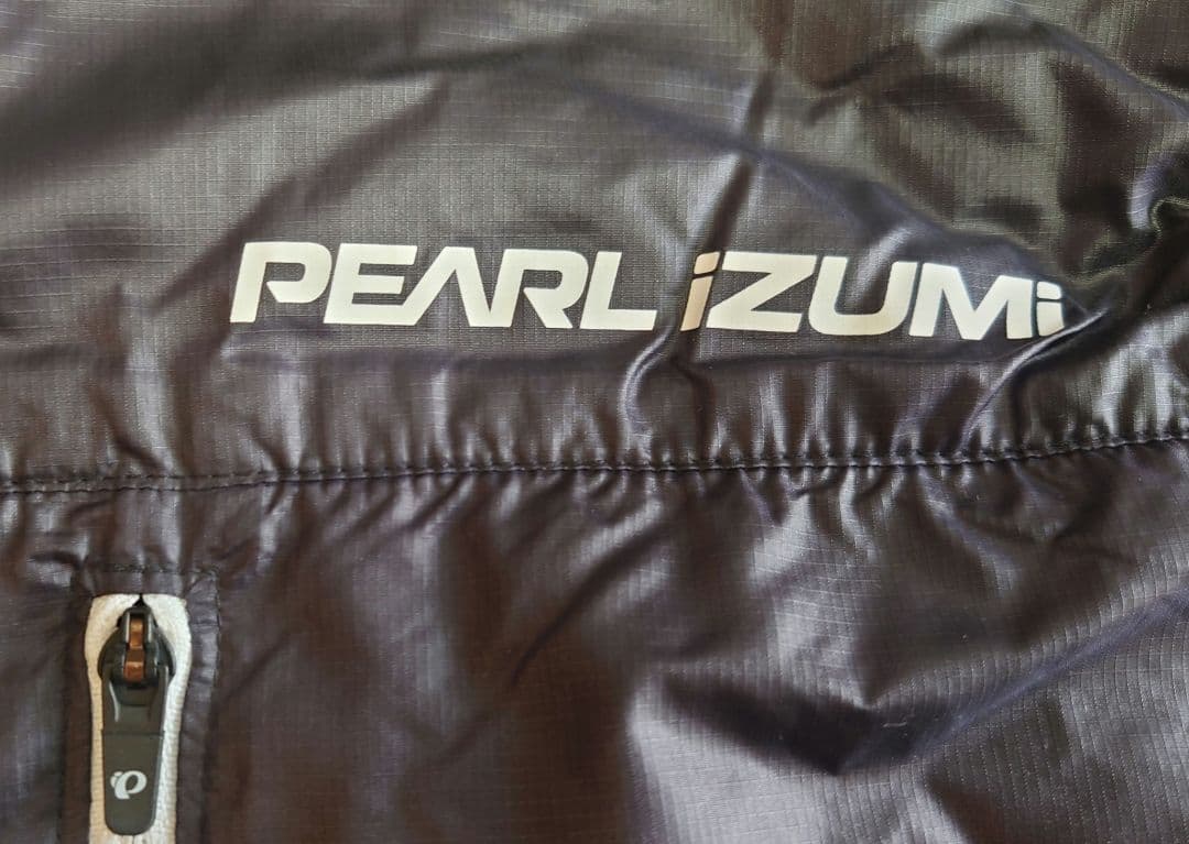 PEARL IZUMI ウィンドブレーカー 黒/グレー　Lサイズ