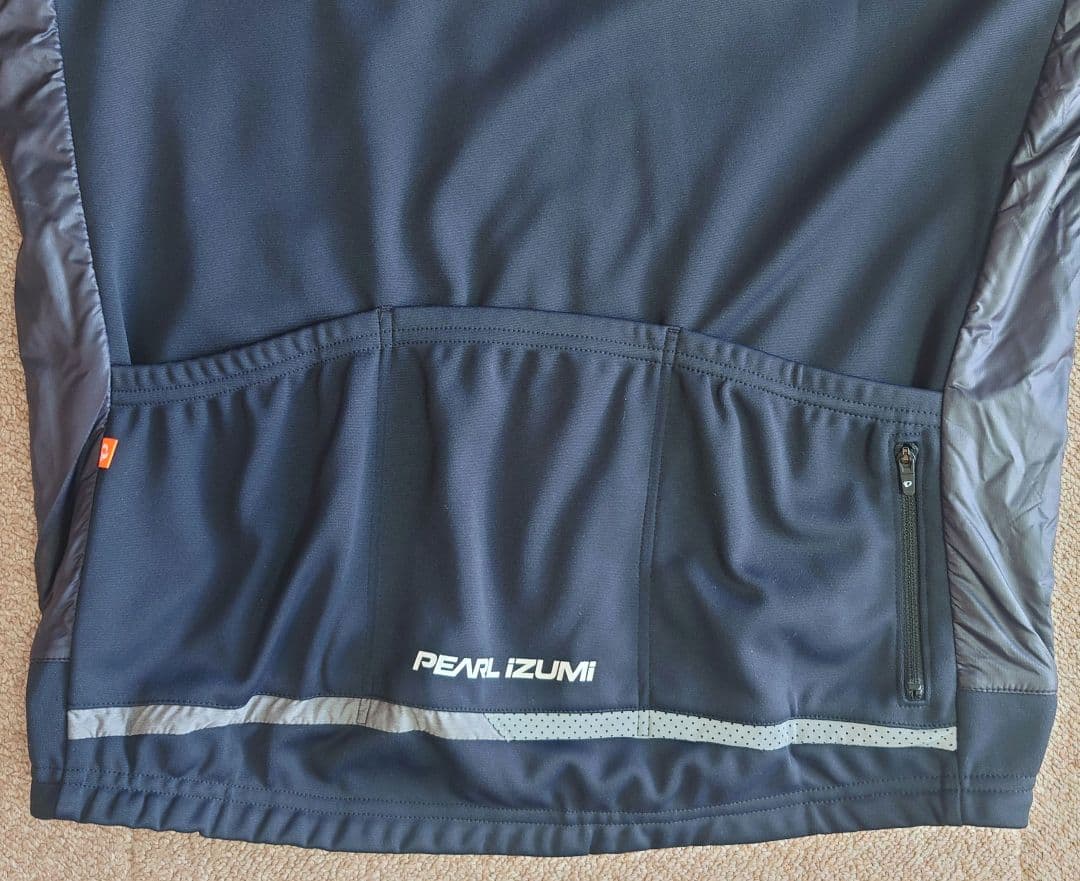 PEARL IZUMI ウィンドブレーカー 黒/グレー　Lサイズ