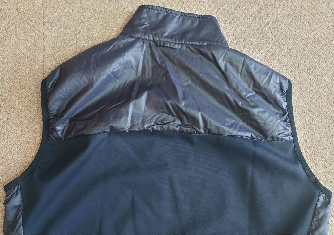 PEARL IZUMI ウィンドブレーカー 黒/グレー　Lサイズ