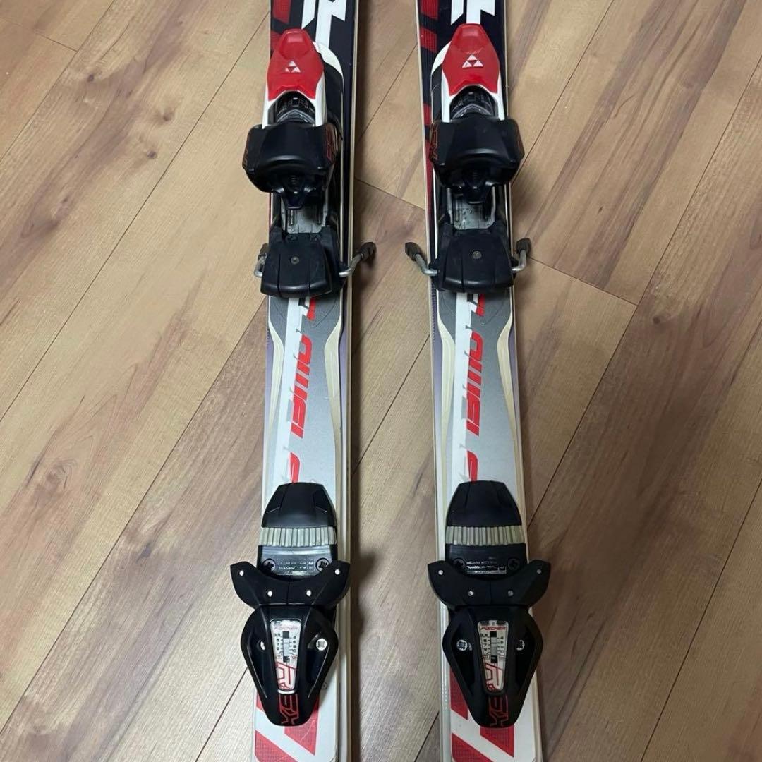 ぐ*ん様 【お得】FISCHER スキー板2023　ビンディングセット