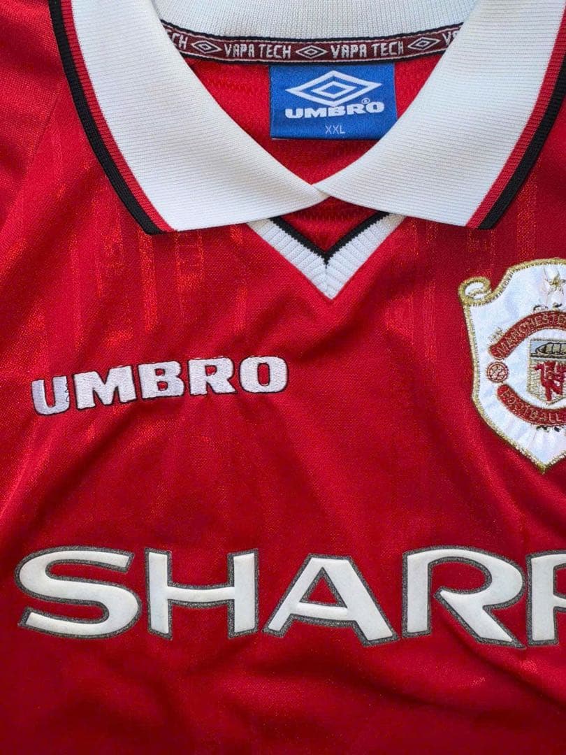 マンチェスター・ユナイテッド Umbro シャツ 赤