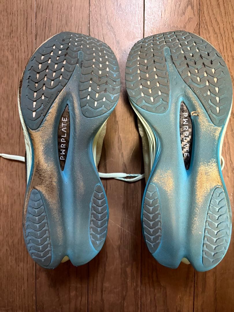 プーマ ランニングシューズ