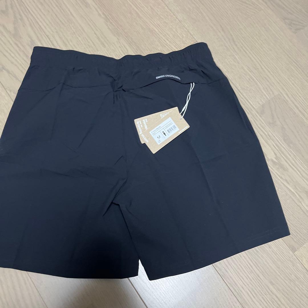 on ハーフパンツ(7‘’Core Shorts)
